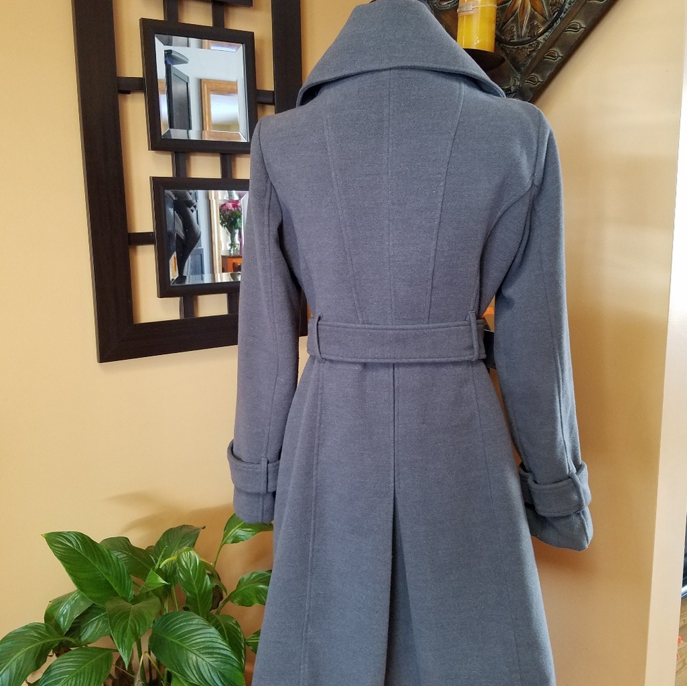 (SOLD) NEW YORK & COMPANY LONG GRAY PEA COAT! - Picture 4 of 8